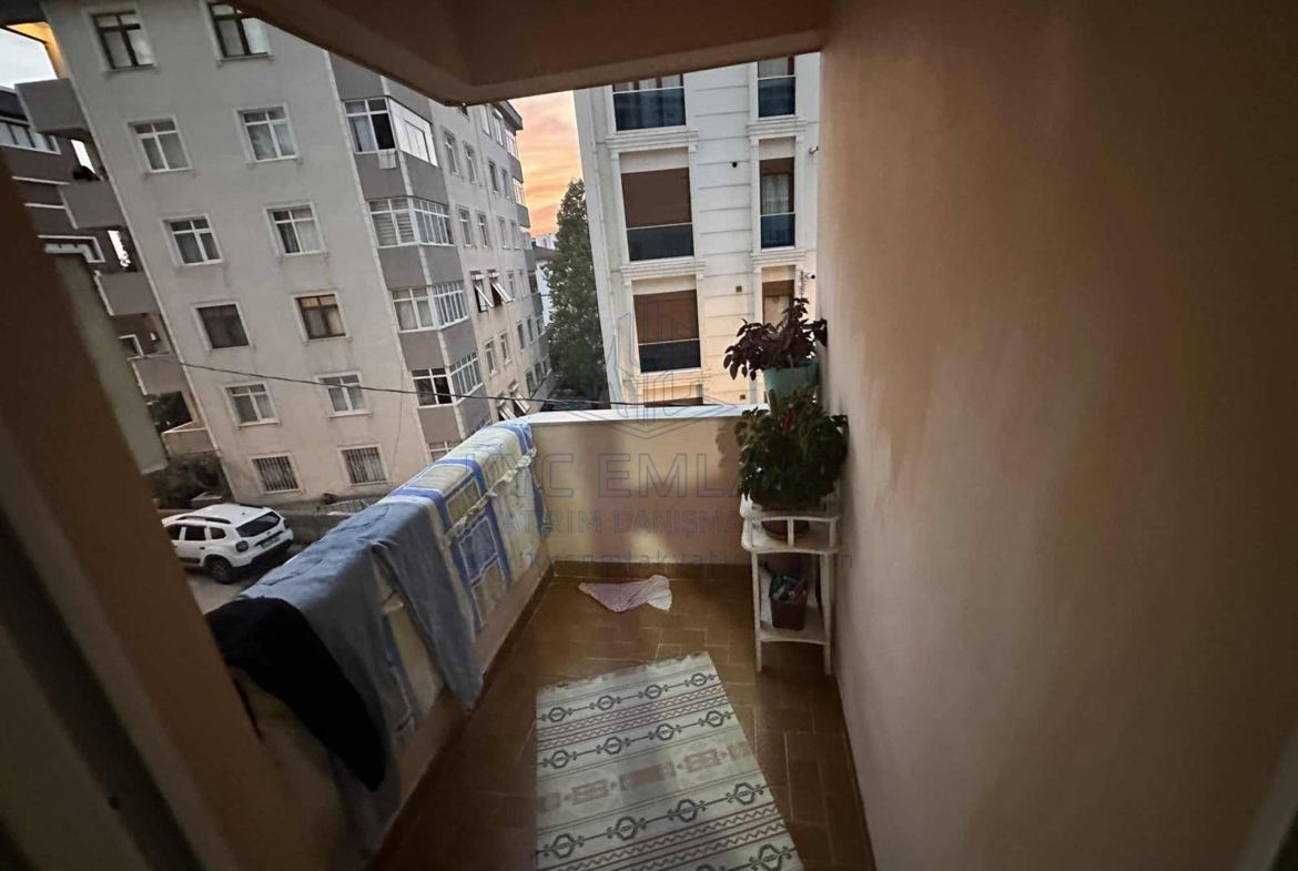 KYC’DEN KURFALIDA SATILIK 3+1 DAİRE