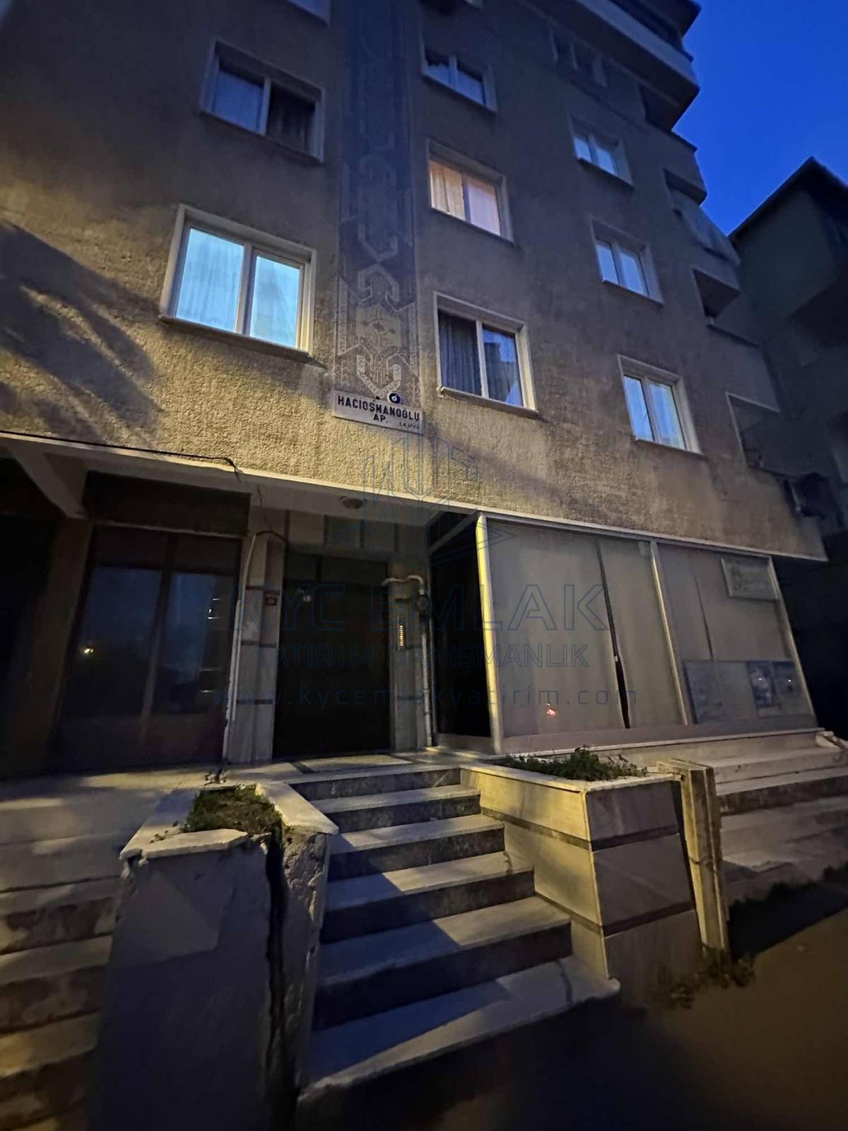 KYC’DEN KURFALIDA SATILIK 3+1 DAİRE