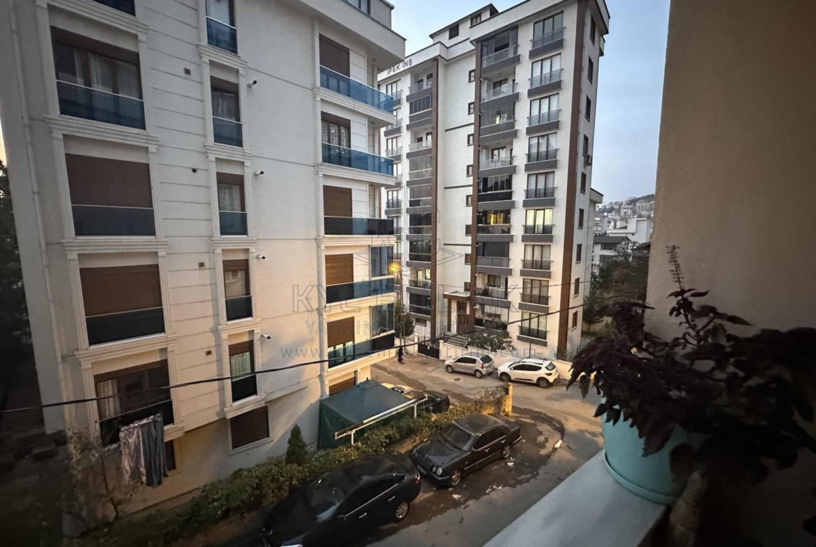 KYC’DEN KURFALIDA SATILIK 3+1 DAİRE