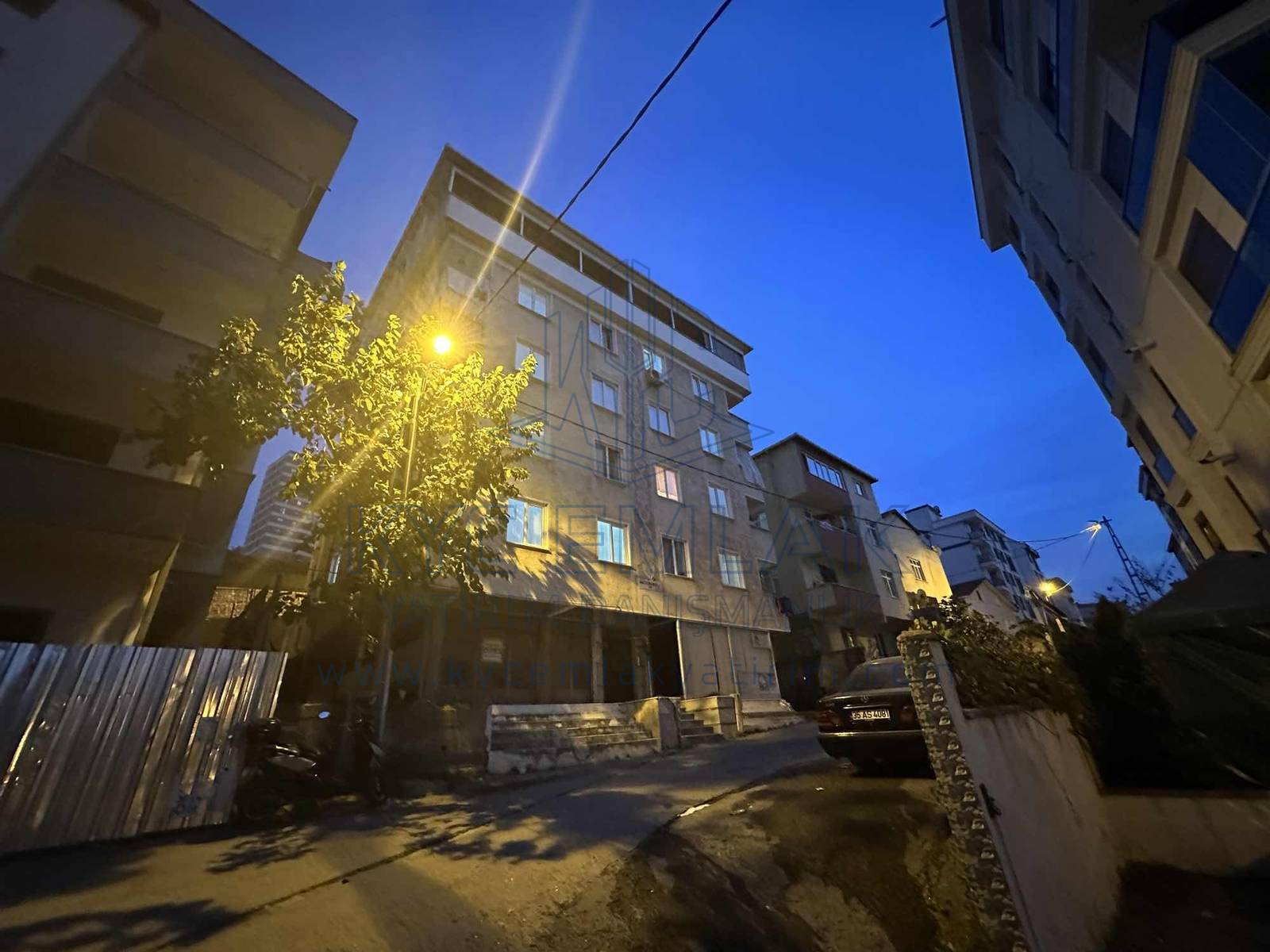 KYC’DEN KURFALIDA SATILIK 3+1 DAİRE