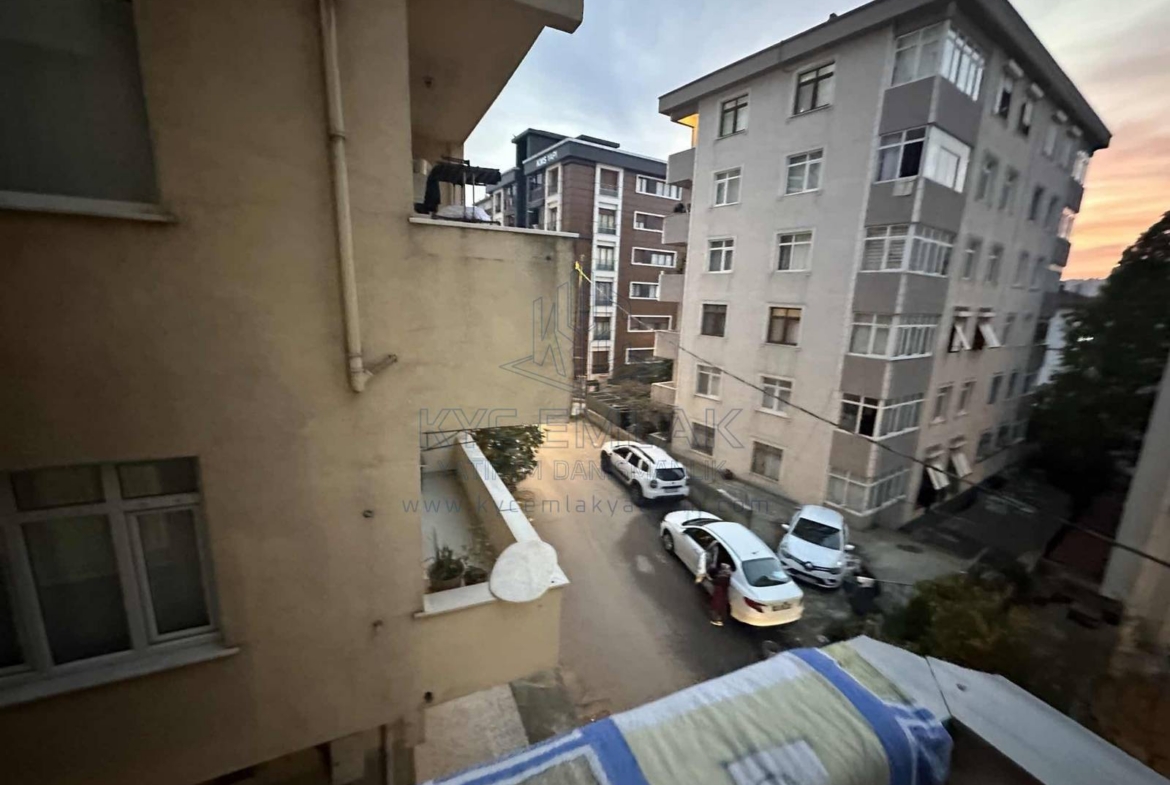 KYC’DEN KURFALIDA SATILIK 3+1 DAİRE