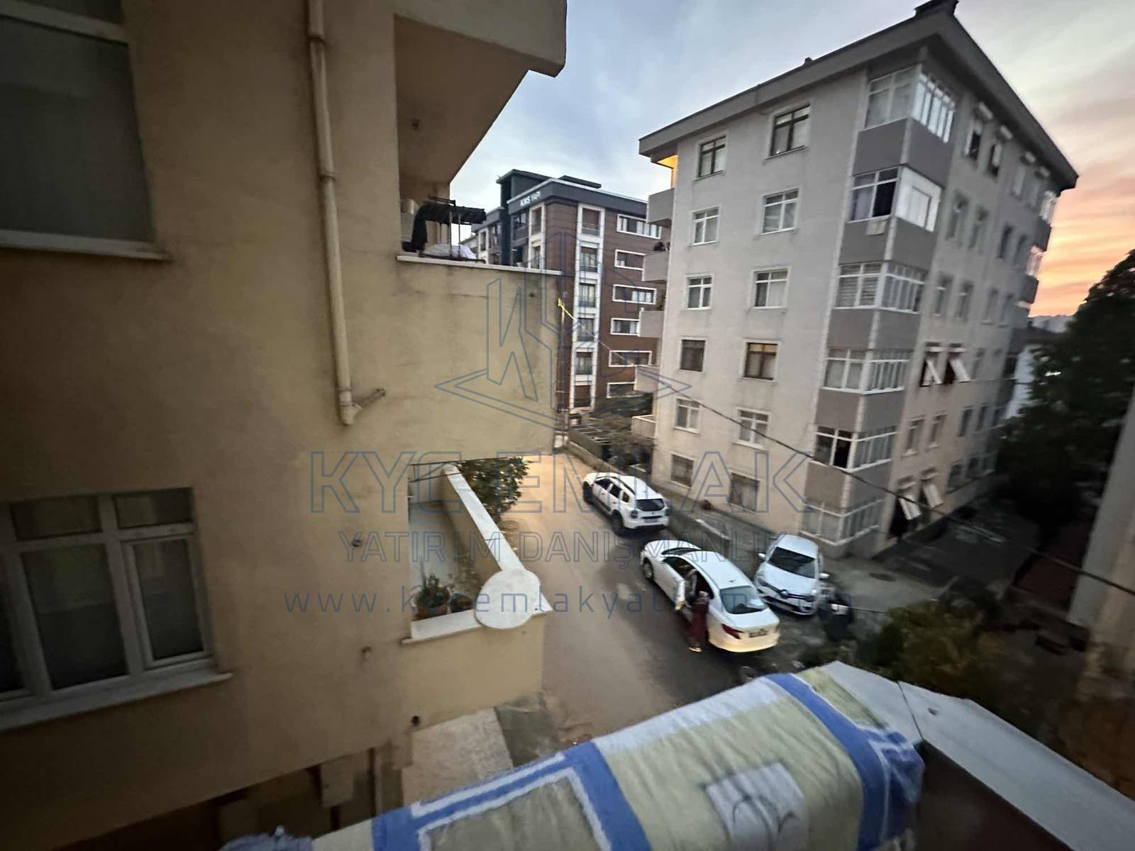KYC’DEN KURFALIDA SATILIK 3+1 DAİRE