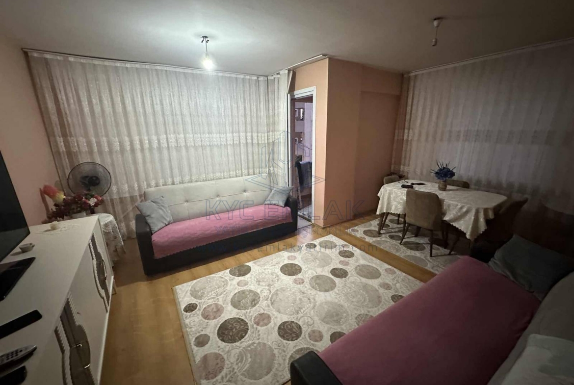 KYC’DEN KURFALIDA SATILIK 3+1 DAİRE