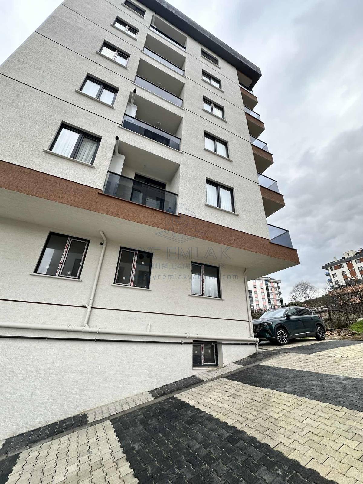 KYC’DEN NECİP FAZIL MAH. SATILIK ARAKAT 2+1 DAİRE