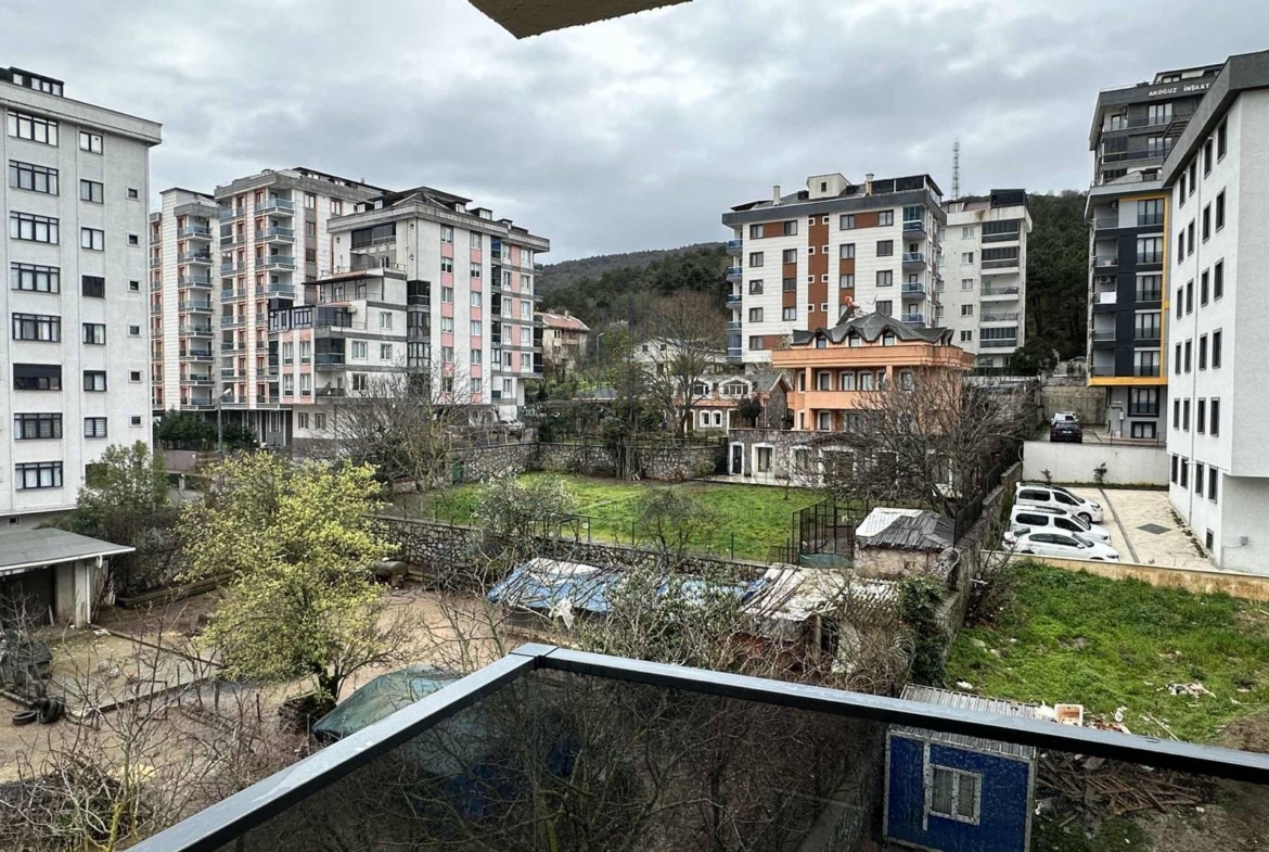 KYC’DEN NECİP FAZIL MAH. SATILIK ARAKAT 2+1 DAİRE