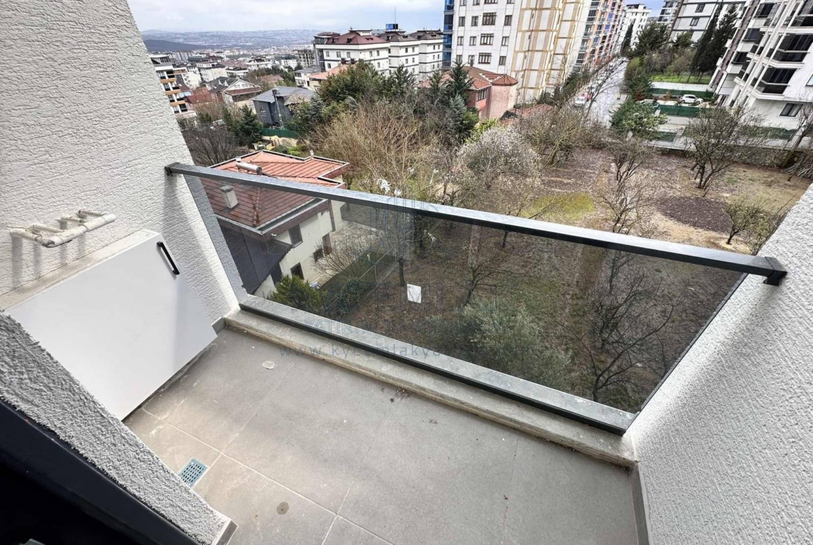 KYC’DEN NECİP FAZIL MAH. SATILIK ARAKAT 2+1 DAİRE
