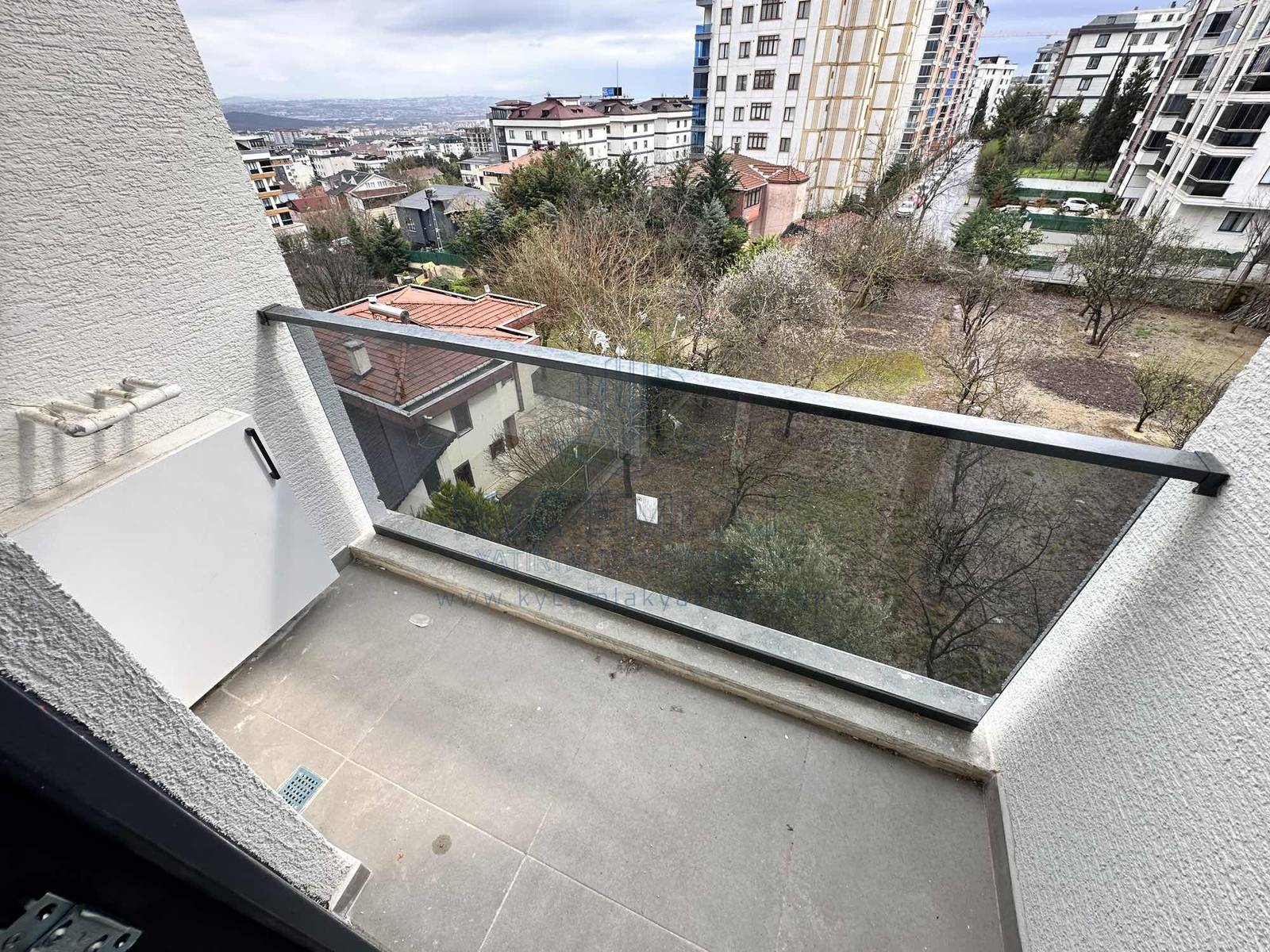 KYC’DEN NECİP FAZIL MAH. SATILIK ARAKAT 2+1 DAİRE