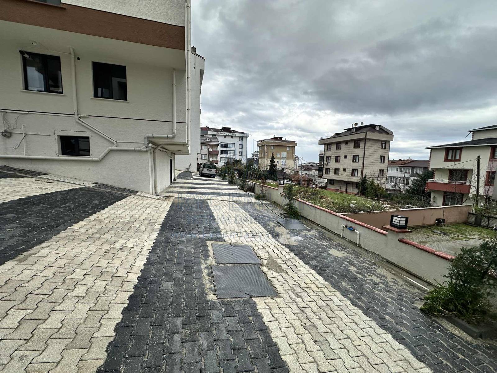 KYC’DEN NECİP FAZIL MAH. SATILIK ARAKAT 2+1 DAİRE
