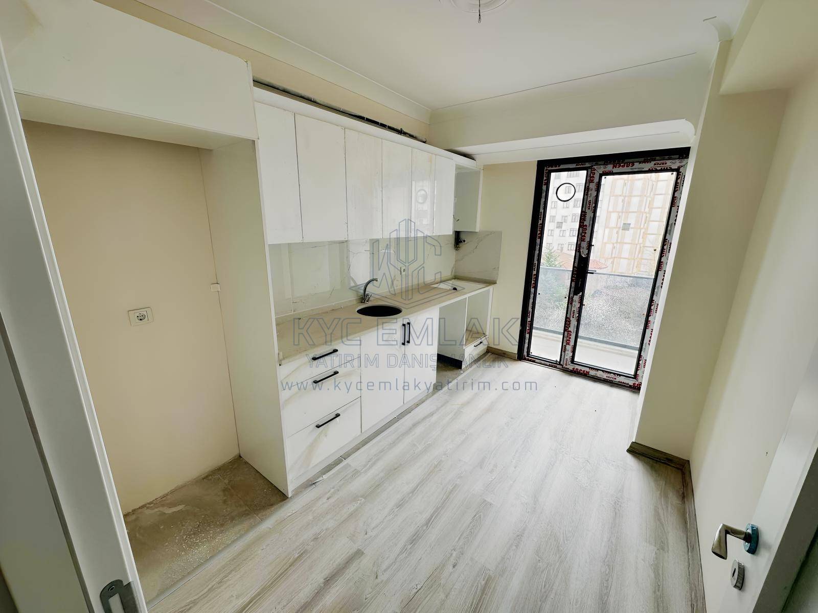 KYC’DEN NECİP FAZIL MAH. SATILIK ARAKAT 2+1 DAİRE