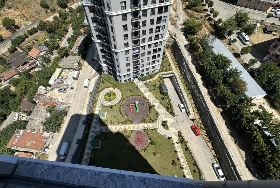 KYC’DEN DÜNYAŞEHİR KARTAL DA AYRI MUTFAK GENİŞ YÜKSEK KAT 2+1