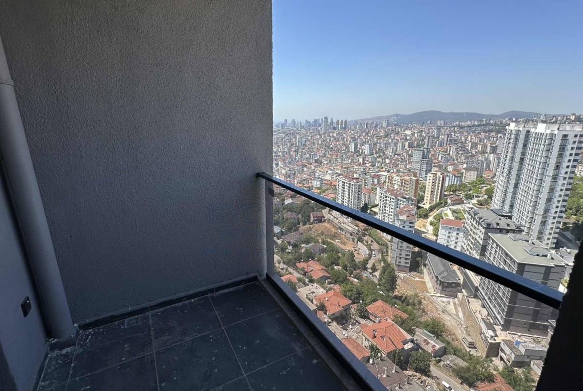 KYC’DEN DÜNYAŞEHİR KARTAL DA AYRI MUTFAK GENİŞ YÜKSEK KAT 2+1