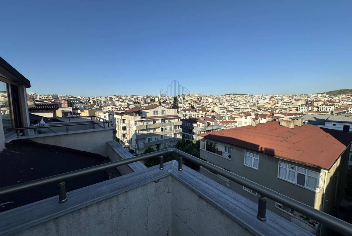 KYC’DEN ÇAYIROVA’DA KİRALIK KEYİFLİ 3+1 DUBLEKS 3 BALKON
