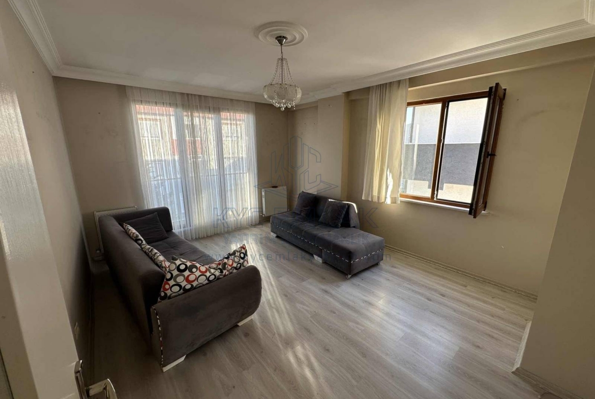 KYC’DEN ÇAYIROVA’DA KİRALIK KEYİFLİ 3+1 DUBLEKS 3 BALKON
