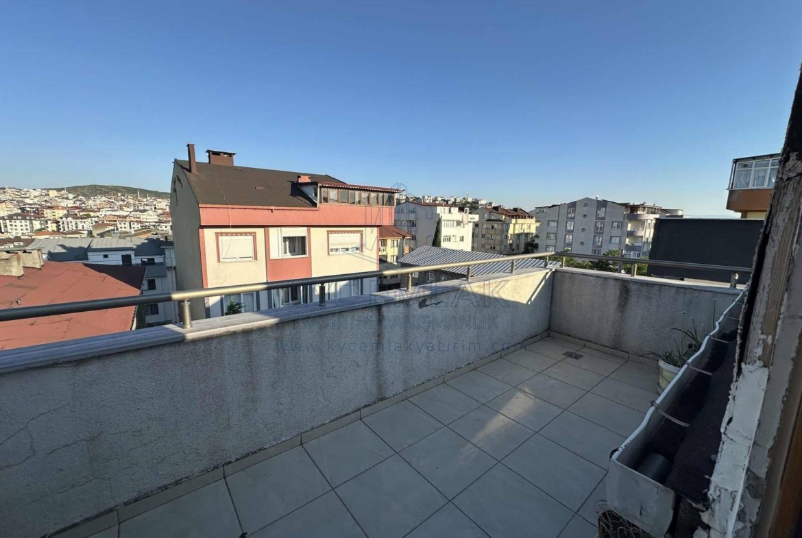 KYC’DEN ÇAYIROVA’DA KİRALIK KEYİFLİ 3+1 DUBLEKS 3 BALKON