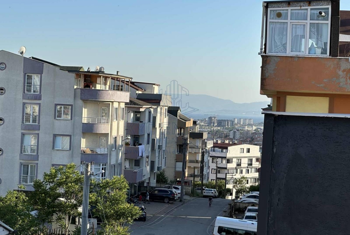KYC’DEN ÇAYIROVA’DA KİRALIK KEYİFLİ 3+1 DUBLEKS 3 BALKON