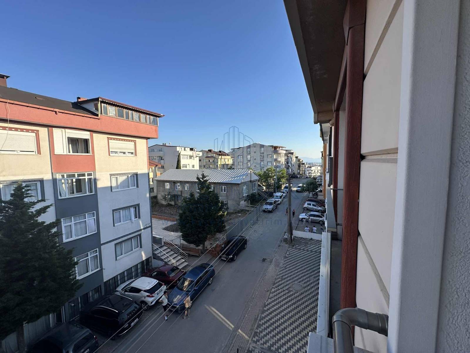 KYC’DEN ÇAYIROVA’DA KİRALIK KEYİFLİ 3+1 DUBLEKS 3 BALKON
