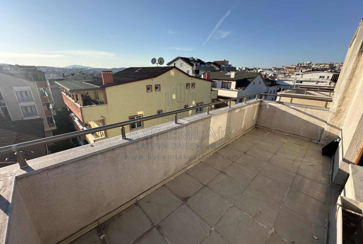 KYC’DEN ÇAYIROVA’DA KİRALIK KEYİFLİ 3+1 DUBLEKS 3 BALKON
