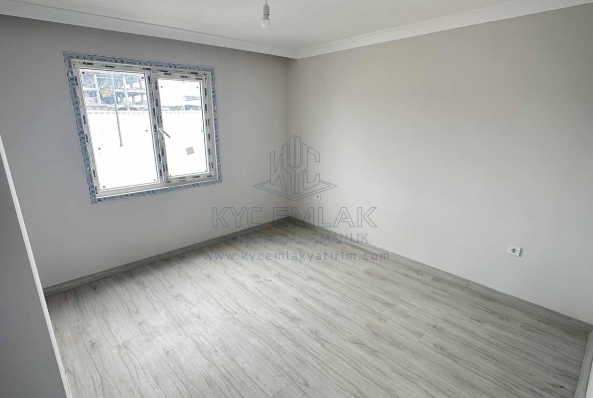 KYC’DEN KİRALIK FERAH 2 BALKONLU OTOPARKLI 3+1 KİRALIK DAİRE
