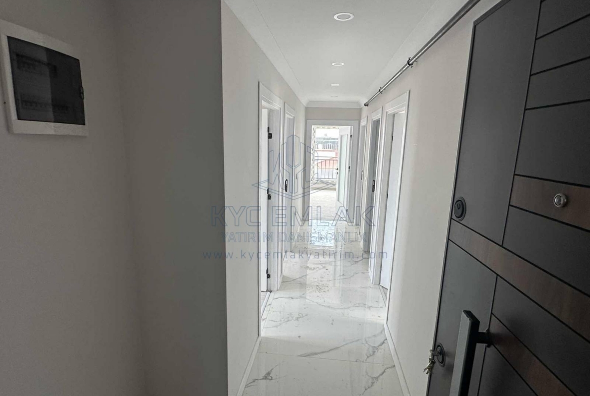 KYC’DEN KİRALIK FERAH 2 BALKONLU OTOPARKLI 3+1 KİRALIK DAİRE