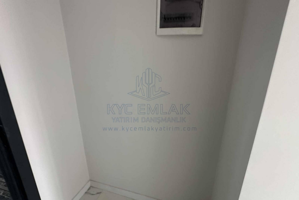 KYC’DEN KİRALIK FERAH 2 BALKONLU OTOPARKLI 3+1 KİRALIK DAİRE