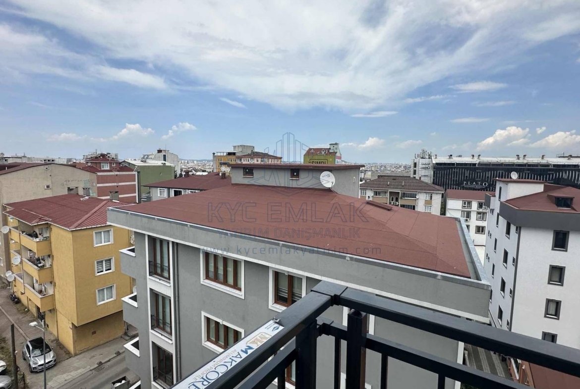 KYC’DEN KİRALIK FERAH 2 BALKONLU OTOPARKLI 3+1 KİRALIK DAİRE