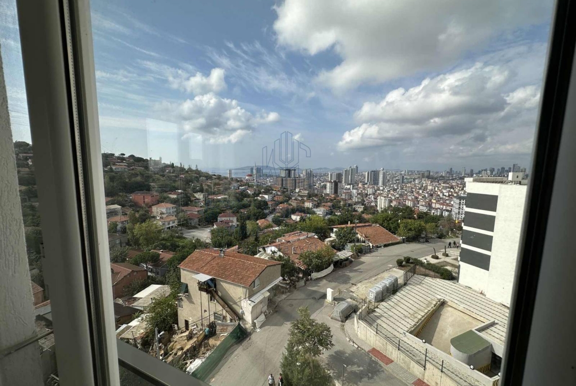 KYC’DEN SATILIK ÖZEL YAPIM 2+1 FERAH AYDINLIK ÖNÜ AÇIK SİTE İÇİ