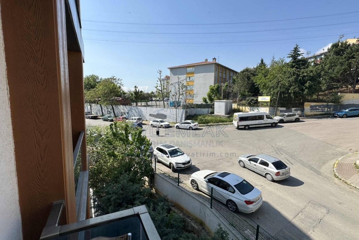 KYC’DEN PENDİK ÇINARDEREDE YÜKSEK KONUMDA ÖNÜ AÇIK GENİŞ 3+1