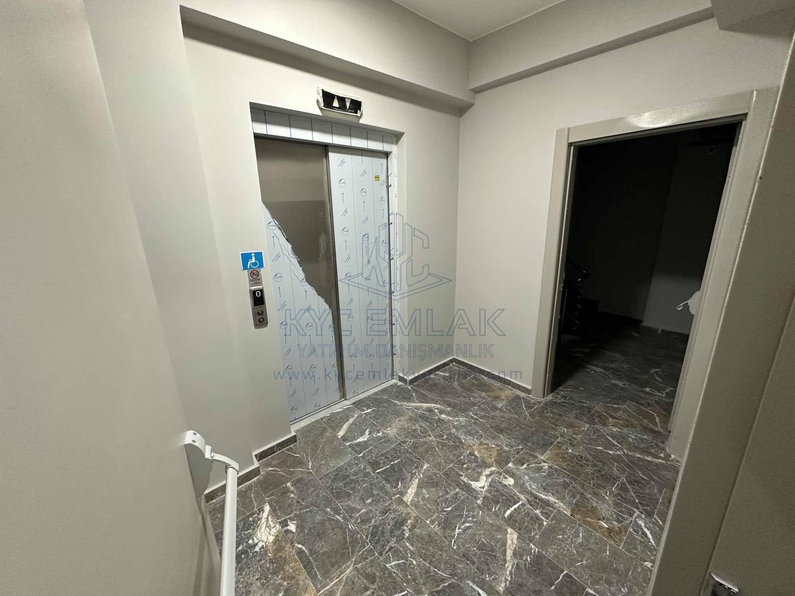 Kartal Hürriyet Mah'de Site İçi Kiralık Manzaralı 2+1 Daire, fotoğraf 4