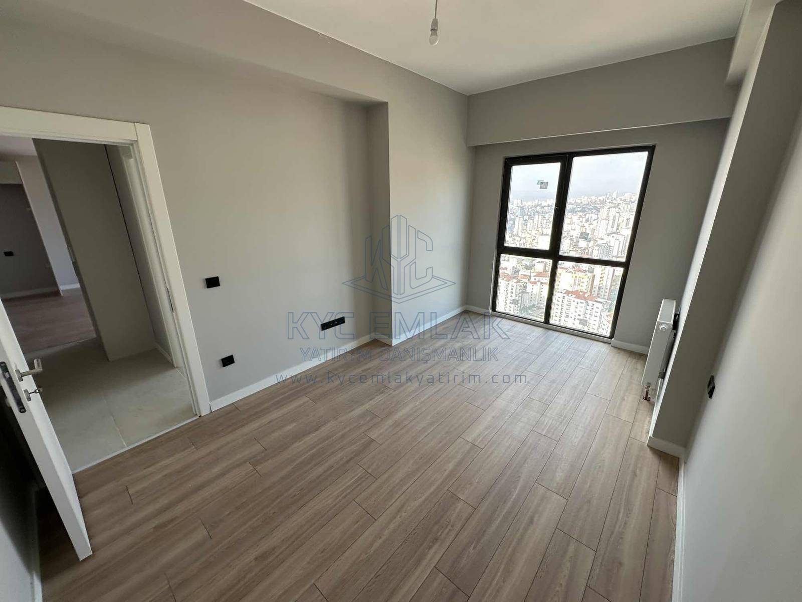 KYC’den Kartal Hürriyette Site İçi Keyifli 2+1 Daire, fotoğraf 2